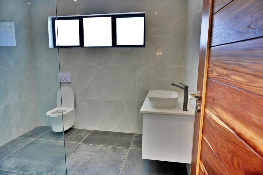 4 Bedroom Property for Sale in Grimbeeck Park North West